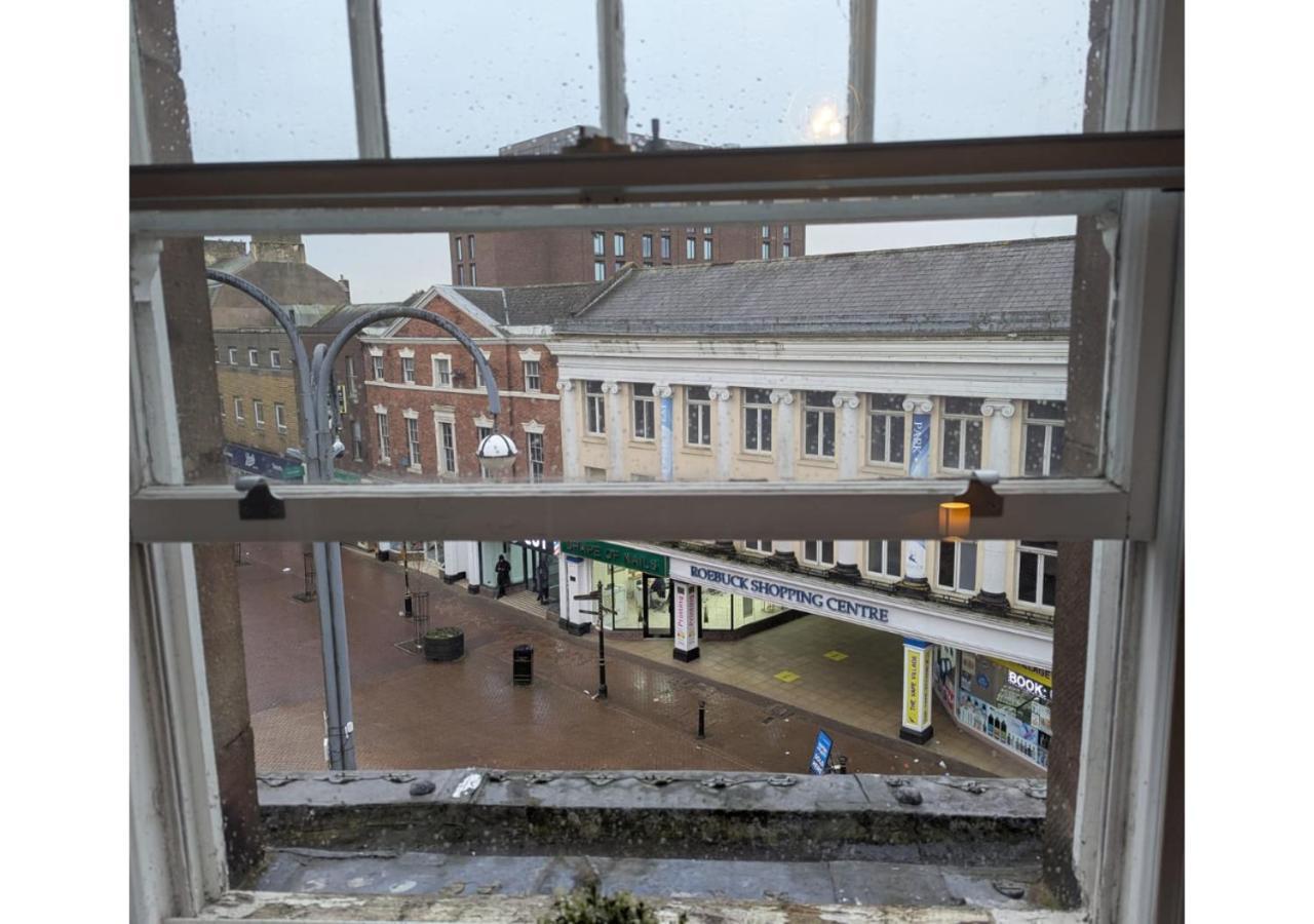 Rothschild Rooms Newcastle-under-Lyme Buitenkant foto