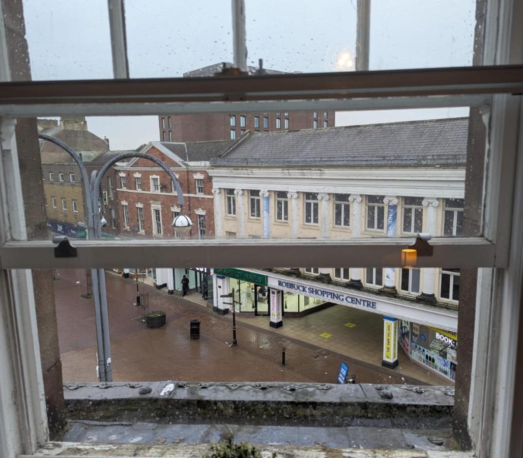 Rothschild Rooms Newcastle-under-Lyme Buitenkant foto